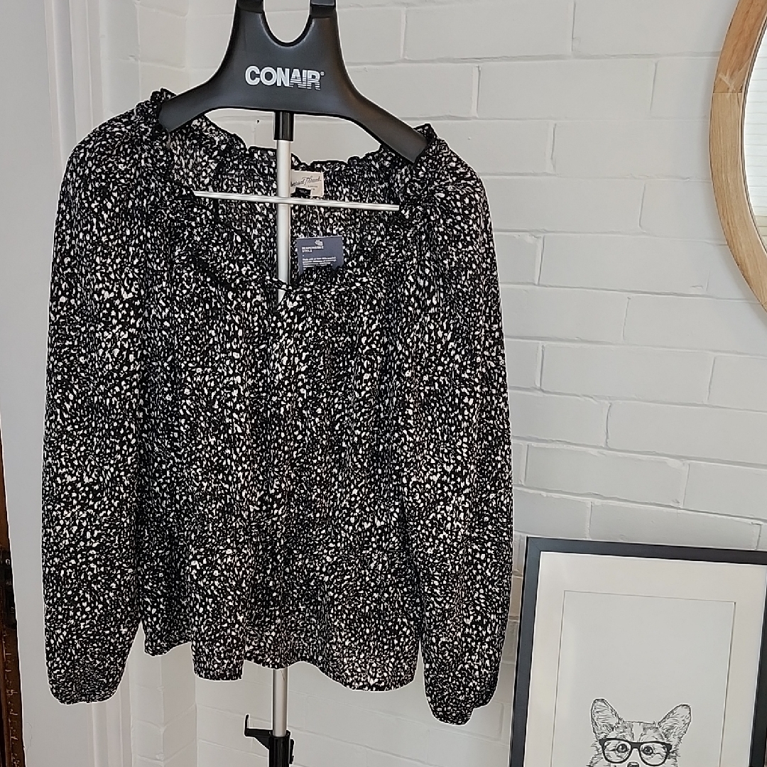 Black And White Women's Top, Xxl
